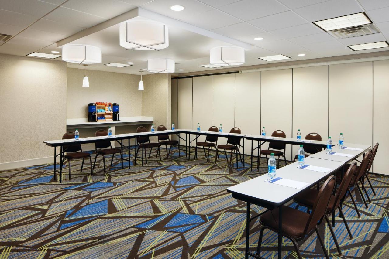 Holiday Inn Express & Suites Jacksonville South East - Medical Center Area By Ihg Екстер'єр фото