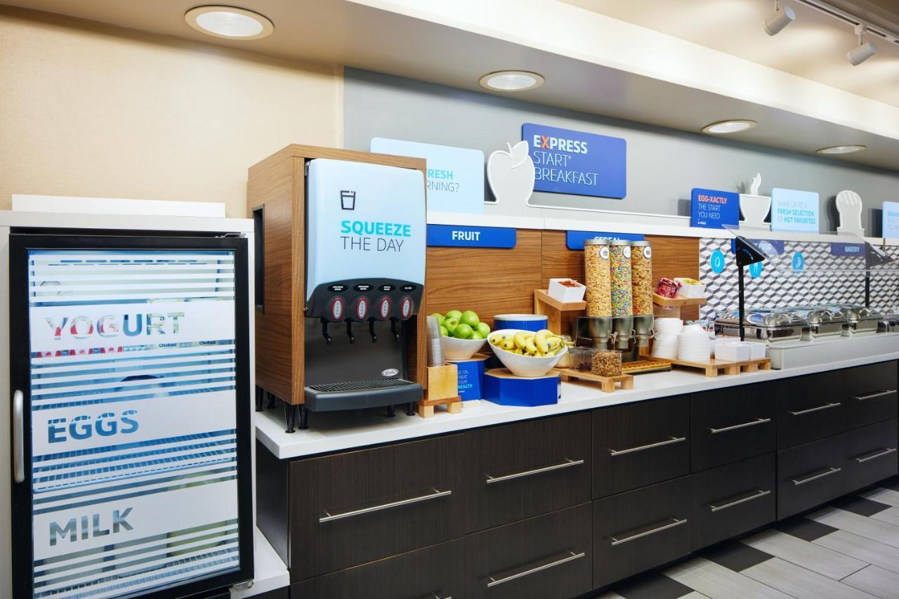 Holiday Inn Express & Suites Jacksonville South East - Medical Center Area By Ihg Екстер'єр фото