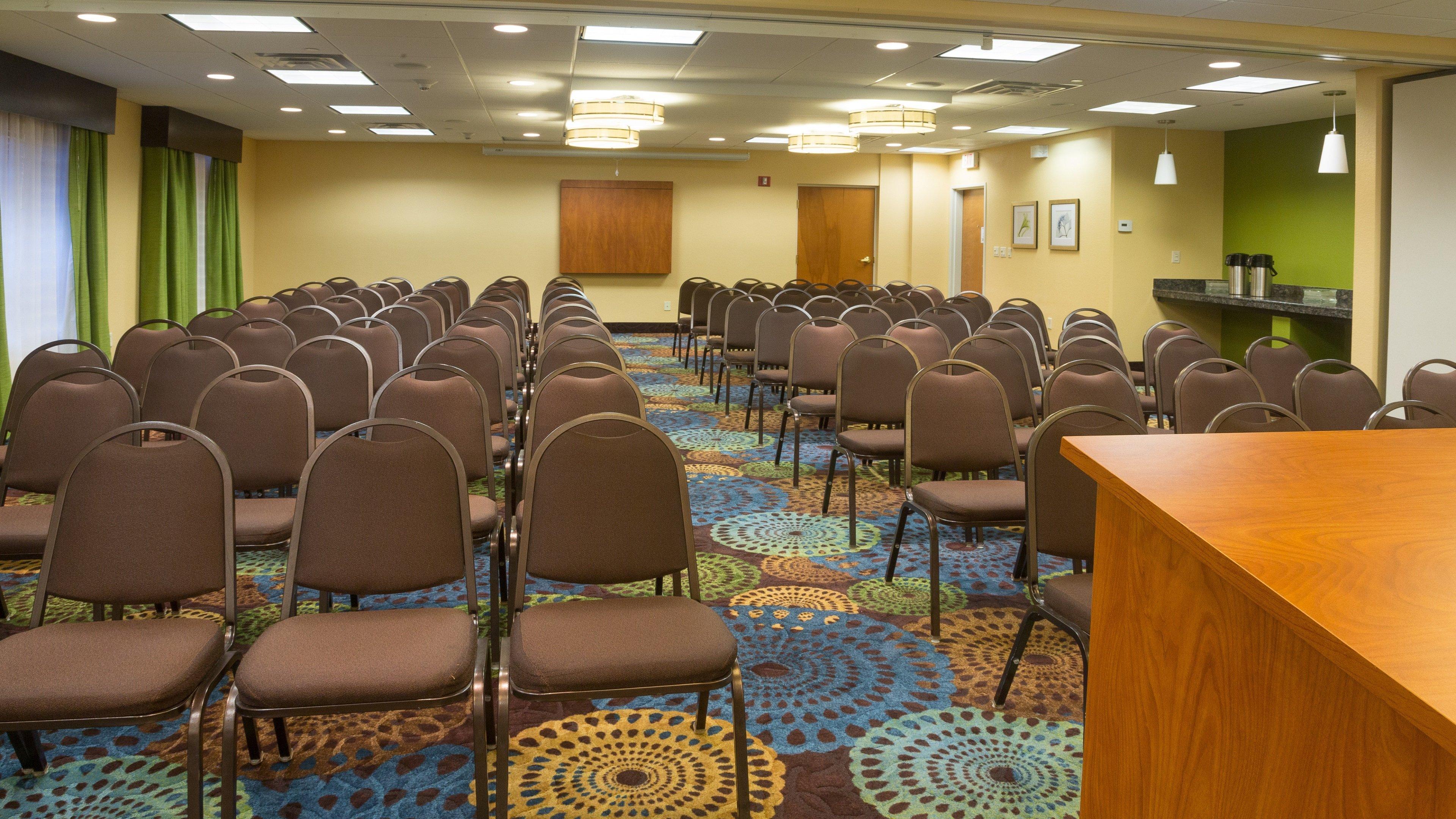 Holiday Inn Express & Suites Jacksonville South East - Medical Center Area By Ihg Екстер'єр фото