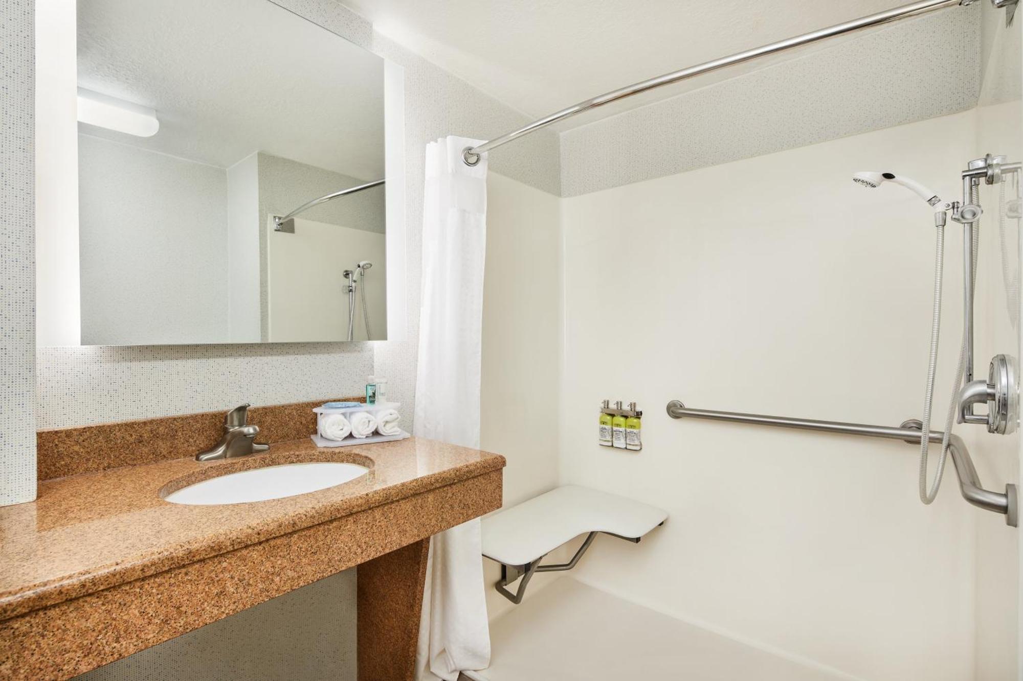 Holiday Inn Express & Suites Jacksonville South East - Medical Center Area By Ihg Екстер'єр фото
