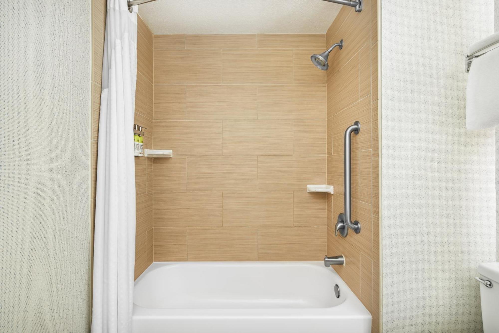 Holiday Inn Express & Suites Jacksonville South East - Medical Center Area By Ihg Екстер'єр фото